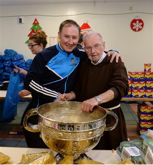 Dublin footballers lend a hand at the Capuchin Day Centre