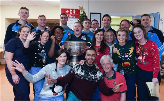 Dublin Football team visit to Beaumont Hospital