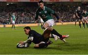 25 November 2017; Joaquin Tuculet of Argentina scores his side's first try despite the efforts of Conor Murray of Ireland during the Guinness Series International match between Ireland and Argentina at the Aviva Stadium in Dublin. Photo by Piaras Ó Mídheach/Sportsfile