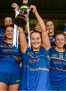 7 May 2018; Wicklow captain Sarah Hogan lifts the cup after the Lidl Ladies Football National League Division 4 Final match between Louth and Wicklow at St Brendan's Park, in Birr, Offaly. Photo by Piaras Ó Mídheach/Sportsfile