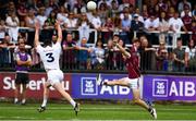 22 July 2018; Eoghan Kerin of Galway in action against David Hyland of Kildare during the GAA Football All-Ireland Senior Championship Quarter-Final Group 1 Phase 2 match between Kildare and Galway at St Conleth's Park in Newbridge, Co Kildare. Photo by Sam Barnes/Sportsfile