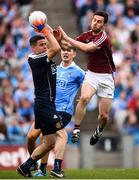 11 August 2018; Dublin goalkeeper Stephen Cluxton in action against Ian Burke of Galway during the GAA Football All-Ireland Senior Championship semi-final match between Dublin and Galway at Croke Park in Dublin. Photo by Stephen McCarthy/Sportsfile