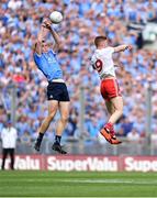 2 September 2018; Brian Fenton of Dublin fields a kickout ahead of Cathal McShane of Tyrone during the GAA Football All-Ireland Senior Championship Final match between Dublin and Tyrone at Croke Park in Dublin. Photo by Brendan Moran/Sportsfile