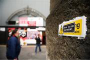 30 September 2018; Bohemians supporters arrive at Dalymount Park prior to the Irish Daily Mail FAI Cup Semi-Final match between Bohemians and Cork City at Dalymount Park in Dublin. Photo by Stephen McCarthy/Sportsfile