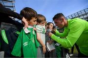 9 October 2018; Darragh Lenihan with supporters following a Republic of Ireland training session at the Aviva Stadium in Dublin. Photo by Stephen McCarthy/Sportsfile