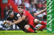 21 October 2018; Seán Cronin of Leinster goes over to score his side's third try despite the efforts of Zack Holmes of Toulouse during the Heineken Champions Cup Pool 1 Round 2 match between Toulouse and Leinster at Stade Ernest Wallon, in Toulouse, France. Photo by Brendan Moran/Sportsfile