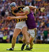 30 June 2019; Ger Aylward of Kilkenny is tackled by Liam Ryan of Wexford during the Leinster GAA Hurling Senior Championship Final match between Kilkenny and Wexford at Croke Park in Dublin. Photo by Ray McManus/Sportsfile