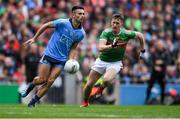 10 August 2019; Niall Scully of Dublin in action against Cillian O'Connor of Mayo during the GAA Football All-Ireland Senior Championship Semi-Final match between Dublin and Mayo at Croke Park in Dublin. Photo by Piaras Ó Mídheach/Sportsfile