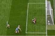 10 August 2019; Mayo goalkeeper Rob Hennelly saves from Con O'Callaghan of Dublin during the GAA Football All-Ireland Senior Championship Semi-Final match between Dublin and Mayo at Croke Park in Dublin. Photo by Stephen McCarthy/Sportsfile