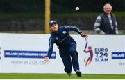 16 September 2019; Michael Leask of Scotland attempts a catch during the T20 International Tri Series match between Scotland and Netherlands at Malahide Cricket Club in Dublin. Photo by Sam Barnes/Sportsfile