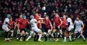 23 November 2019; Peter O’Mahony of Munster and Wenceslas Lauret of Racing 92 keep an eye on the ball during the Heineken Champions Cup Pool 4 Round 2 match between Munster and Racing 92 at Thomond Park in Limerick. Photo by Brendan Moran/Sportsfile
