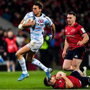 23 November 2019; Juan Imhoff of Racing 92 beats the tackle of Andrew Conway of Munster on the way to scoring his side's third try during the Heineken Champions Cup Pool 4 Round 2 match between Munster and Racing 92 at Thomond Park in Limerick. Photo by Brendan Moran/Sportsfile