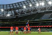 22 August 2020; Ryan Baird of Leinster wins possession in the lineout ahead of CJ Stander of Munster during the Guinness PRO14 Round 14 match between Leinster and Munster at the Aviva Stadium in Dublin. Photo by Ramsey Cardy/Sportsfile
