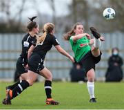27 March 2021; Lucy McCartan of Peamount United in action against Aisling Frawley, left, and Ellen Molloy of Wexford Youths during the SSE Airtricity Women's National League match between Wexford Youths and Peamount United at Ferrycarrig Park in Wexford. Photo by Michael P Ryan/Sportsfile
