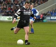 8 February 2004; Paul Taylor, Sligo, kicks his second penalty against Laois. Allianz National Football League, Division 1B, Laois v Sligo, O'Moore Park, Portlaoise, Co. Laois. Picture credit; Matt Browne / SPORTSFILE *EDI*