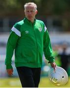 27 June 2021; Bray Wanderers coach David Dunning ahead of the EA SPORTS Women's National U19 League match between Bray Wanderers and Peamount United at Carlisle Grounds in Bray, Wicklow. Photo by Michael P Ryan/Sportsfile