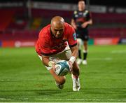 25 September 2021; Simon Zebo of Munster scores his side's sixth try during the United Rugby Championship match between Munster and Cell C Sharks at Thomond Park in Limerick. Photo by Seb Daly/Sportsfile