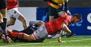 11 February 2022; Jean Kleyn of Munster scores a second half try during the United Rugby Championship match between Glasgow Warriors and Munster at Scotstoun Stadium in Glasgow, Scotland. Photo by Paul Devlin/Sportsfile