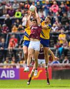 29 May 2022; Paul Conroy of Galway in action against Conor Cox and Ultan Harney of Roscommon during the Connacht GAA Football Senior Championship Final match between Galway and Roscommon at Pearse Stadium in Galway. Photo by Eóin Noonan/Sportsfile
