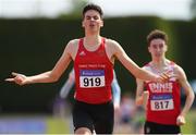 17 July 2022; Mark Hanrahan of Ennis Track A.C. Co. Clare competing in the Junior 1500m celebrates on his way to winning the Under 23's 1500m during Irish Life Health National Junior and U23s T&F Championships in Tullamore, Offaly. Photo by George Tewkesbury/Sportsfile