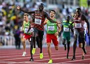 23 July 2022; Emmanuel Kipkurui Korir of Kenya celebrates after winning the men's 800m final during day nine of the World Athletics Championships at Hayward Field in Eugene, Oregon, USA. Photo by Sam Barnes/Sportsfile