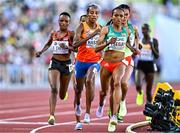 23 July 2022; Gudaf Tsegay of Ethiopia, centre, on her way to winning the women's 5000m final during day nine of the World Athletics Championships at Hayward Field in Eugene, Oregon, USA. Photo by Sam Barnes/Sportsfile
