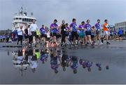 6 September 2022; Runners make their way to the start before the Grant Thornton Corporate 5K Challenge at Kennedy Quay in Cork. Photo by Sam Barnes/Sportsfile