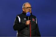 21 October 2022; Dundalk first team manager Dave Mackey is interviewed by LOITV before the SSE Airtricity League Premier Division match between Dundalk and Sligo Rovers at Casey's Field in Dundalk, Louth. Photo by Michael P Ryan/Sportsfile