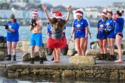10 December 2022; People get freezin’ for a reason to support Special Olympics Ireland as the organisation raises funds to send over 70 athletes to the World Games in Berlin 2023. Efrat Rotsztejn from the Liberties, Dublin, during the Special Olympics Ireland Polar Plunge at Sandycove Beach in Dublin. Photo by Eóin Noonan/Sportsfile