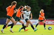 26 June 2023; Tara O'Hanlon, centre, during a Republic of Ireland training session at UCD Bowl in Dublin. Photo by Brendan Moran/Sportsfile