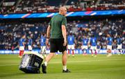 7 September 2023; Republic of Ireland athletic therapist Colum O’Neill before the UEFA EURO 2024 Championship qualifying group B match between France and Republic of Ireland at Parc des Princes in Paris, France. Photo by Stephen McCarthy/Sportsfile