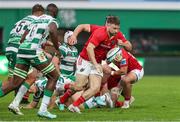 29 October 2023; Sean O’Brien of Munster carries the ball during the United Rugby Championship match between Benetton and Munster at Stadio Monigo in Treviso, Italy. Photo by Massimiliano Carnabuci/Sportsfile