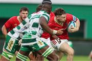 29 October 2023; Sean O’Brien of Munster carries the ball during the United Rugby Championship match between Benetton and Munster at Stadio Monigo in Treviso, Italy. Photo by Massimiliano Carnabuci/Sportsfile