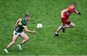 30 June 2024; Paul Geaney of Kerry in action against Brendan Rogers of Derry during the GAA Football All-Ireland Senior Championship quarter-final match between Kerry and Derry at Croke Park in Dublin. Photo by Piaras Ó Mídheach/Sportsfile