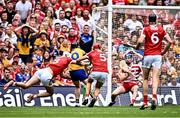 21 July 2024; Tony Kelly of Clare on his way to scoring his side's third goal during the GAA Hurling All-Ireland Senior Championship Final between Clare and Cork at Croke Park in Dublin. Photo by Piaras Ó Mídheach/Sportsfile