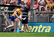 21 July 2024; Tony Kelly of Clare passes during the GAA Hurling All-Ireland Senior Championship Final between Clare and Cork at Croke Park in Dublin. Photo by Piaras Ó Mídheach/Sportsfile
