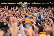 21 July 2024; Clare captain Tony Kelly lifts Liam MacCarthy cup after his side's victory in the GAA Hurling All-Ireland Senior Championship Final between Clare and Cork at Croke Park in Dublin. Photo by Sam Barnes/Sportsfile