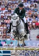 2 August 2024; Shane Sweetnam of Team Ireland, on James Kann Cruz, during the jumping team final at the Château de Versailles during the 2024 Paris Summer Olympic Games in Paris, France. Photo by Stephen McCarthy/Sportsfile