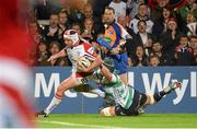 27 September 2013; Rory Best, Ulster, goes over for his sides fourth try of the game despite the tackle of Dean Budd, Benetton Treviso. Celtic League 2013/14, Round 4, Ulster v Benetton Treviso, Ravenhill, Belfast, Co. Antrim. Picture credit: Oliver McVeigh / SPORTSFILE