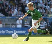 4 September 2004; Damien Duff, Republic of Ireland. FIFA World Cup Qualifier, Republic of Ireland v Cyprus, Lansdowne Road, Dublin. Picture credit; David Maher / SPORTSFILE
