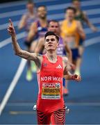 9 March 2025; Jakob Ingebrigtsen of Norway celebrates winning the men's 3000m final on day four of the European Athletics Indoor Championships 2025 at the Omnisport Apeldoorn in Apeldoorn, Netherlands. Photo by Sam Barnes/Sportsfile