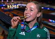 9 March 2025; Sarah Healy of Ireland with her gold medal after winning the women's 3000m final on day four of the European Athletics Indoor Championships 2025 at the Omnisport Apeldoorn in Apeldoorn, Netherlands. Photo by Sam Barnes/Sportsfile