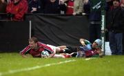 23 October 2004; Anthony Horgan, Munster, scores his sides first try. Heineken European Cup 2004-2005, Munster v NEC Harlequins, Thomond Park, Limerick. Picture credit; Brendan Moran / SPORTSFILE