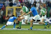 6 February 2005; Paul O'Connell, Ireland, in action against Luciano Orquera, left, and Santiago Dellape, Italy. RBS Six Nations Championship 2005, Italy v Ireland, Stadio Flamino, Rome, Italy. Picture credit; Brendan Moran / SPORTSFILE