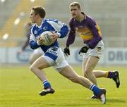 3 April 2005; Ross Munnelly, Laois, in action against Shane Cullen, Wexford. Allianz National Football League, Division 1B, Wexford v Laois, Wexford Park, Wexford. Picture credit; Matt Browne / SPORTSFILE