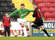 25 April 2005; Kevin Keegan, Glentoran, in action against Sean Prunty, Longford Town. Setanta Cup, Group 1, Longford Town v Glentoran, Flancare Park, Longford. Picture credit; Pat Murphy / SPORTSFILE