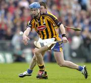 2 May 2005; JJ Delaney, Kilkenny, in action against Diarmuid McMahon, Clare. Allianz National Hurling League, Division 1 Final, Clare v Kilkenny, Semple Stadium, Thurles, Co. Tipperary. Picture credit; Brendan Moran / SPORTSFILE