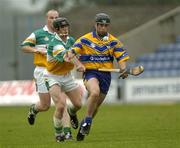 2 July 2005; David Forde, Clare, in action against Mick O'Hara, Offaly. Guinness All-Ireland Senior Hurling Championship Qualifier, Round 2, Offaly v Clare, O'Moore Park, Portlaoise, Co. Laois. Picture credit; Damien Eagers / SPORTSFILE