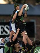26 August 2005; Matt Lord, Northampton, wins the line-out against Ben Gissing, Leinster. Leinster Pre-Season Friendly 2005-2006, Leinster v Northampton, Donnybrook, Dublin. Picture credit; Pat Murphy / SPORTSFILE
