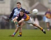 15 January 2006; Tomas Quinn, Dublin, in action against Colm Morris, Wexford. O'Byrne Cup, Second Round, Dublin v Wexford, O'Toole's GAA Club, Ayrefield Park, Coolock, Dublin. Picture credit: Brian Lawless / SPORTSFILE